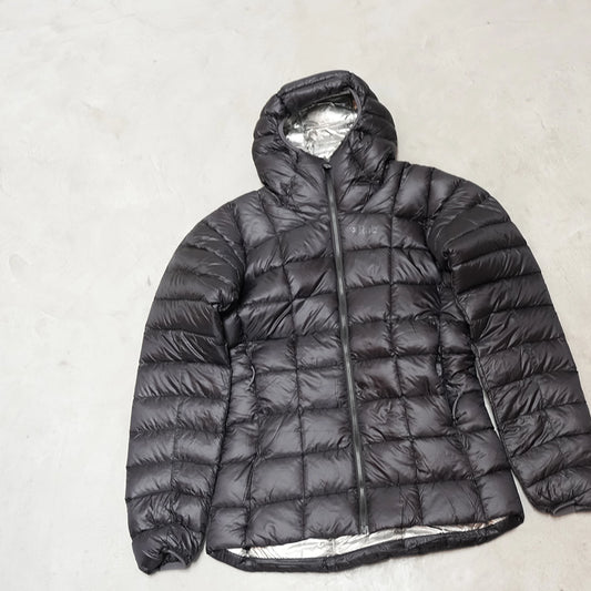 【Rab】ラブ women's Mythic G Jacket "Black"