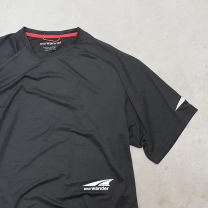 【and wander】アンドワンダー Altra × and wander SS T "Black" ※ネコポス可