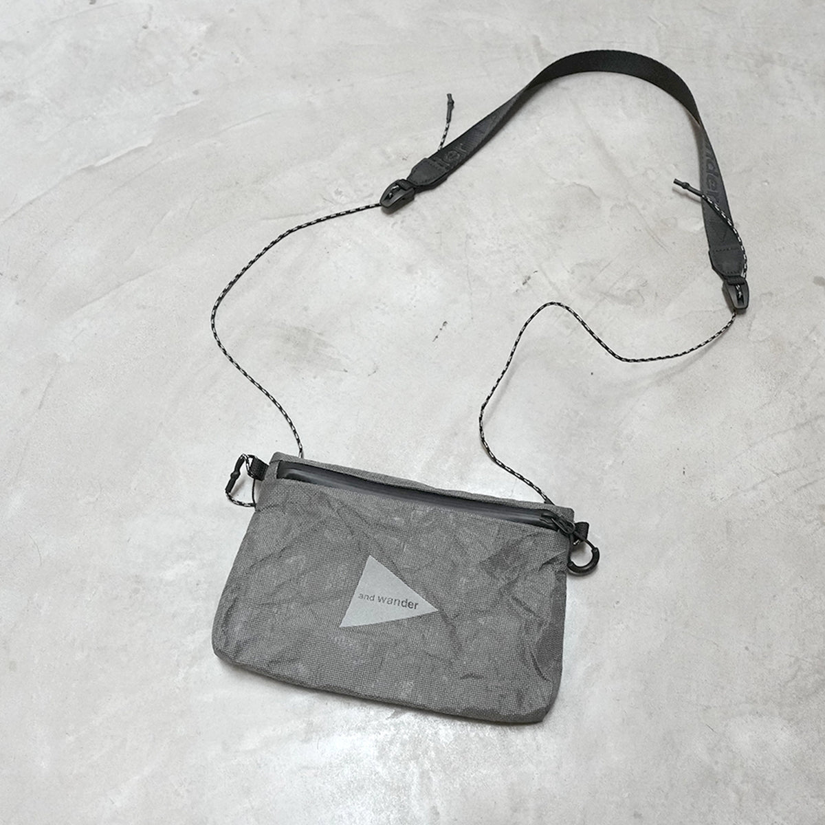 and wander アンドワンダー UltraWeave pouch – Yosemite