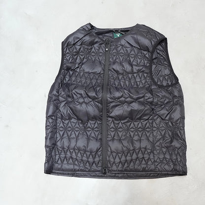 【South2 West8】サウスツーウエストエイト men's 〈SOUTH2 WEST8〉x〈TAION〉 Inner Down Vest "Black"