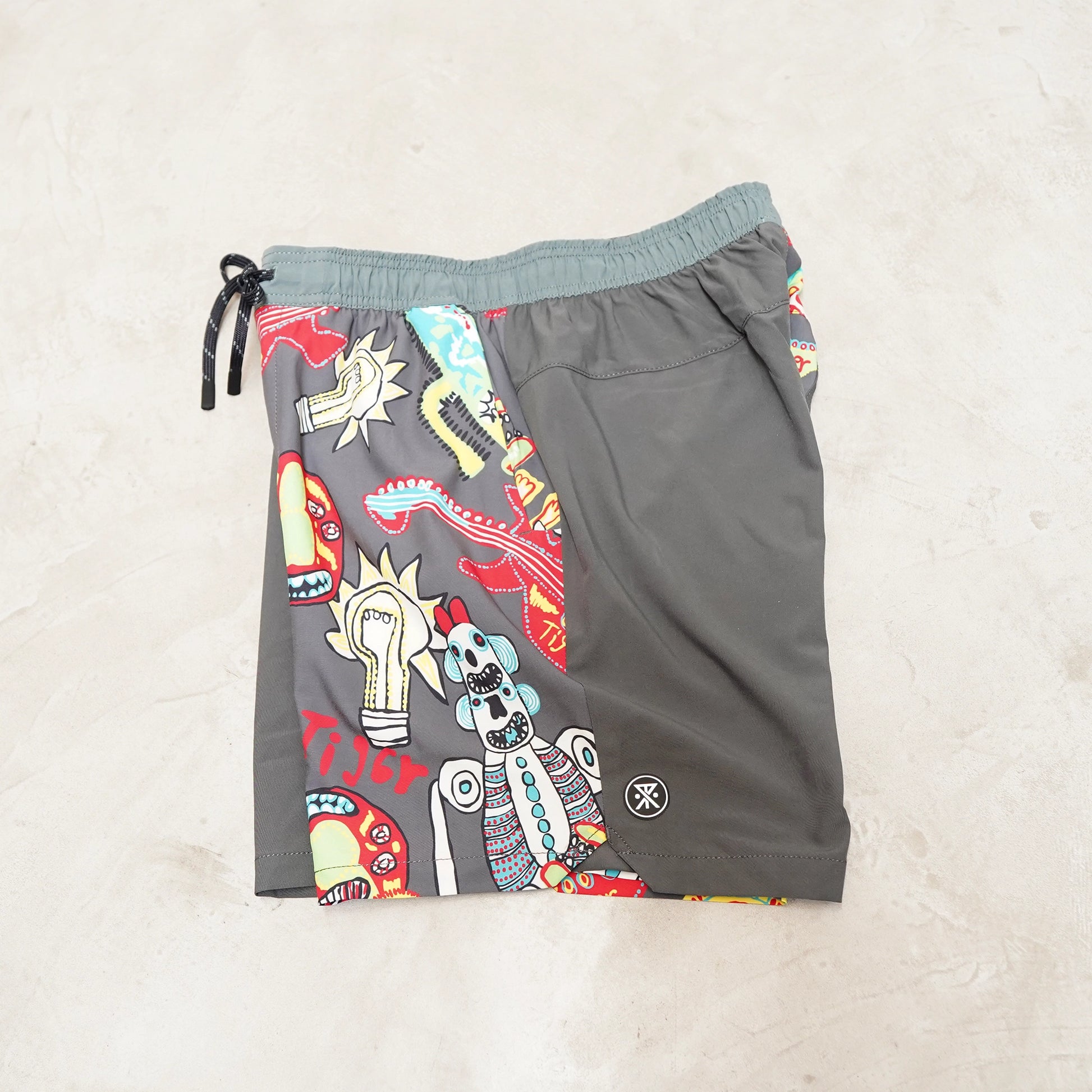 ROARK ロアーク Serrano 7 – Yosemite ROARK ロアーク Serrano 7 – Yosemite