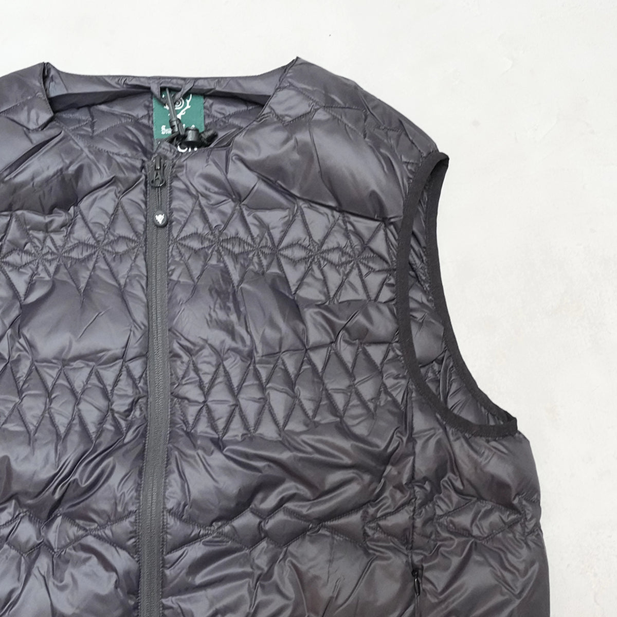【South2 West8】サウスツーウエストエイト men's 〈SOUTH2 WEST8〉x〈TAION〉 Inner Down Vest "Black"