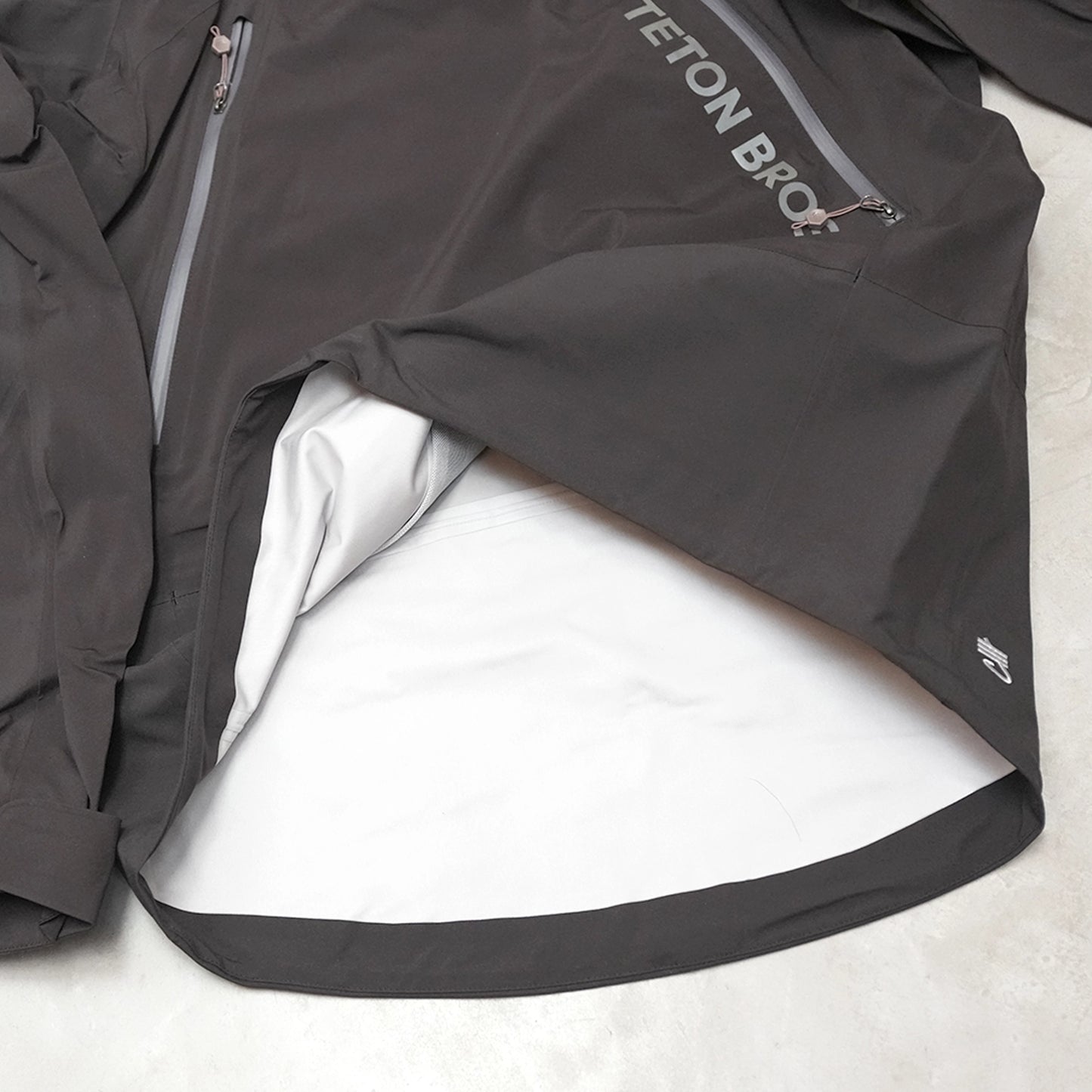 【Teton Bros】ティートンブロス unisex Tsurugi Jacket "2Color"