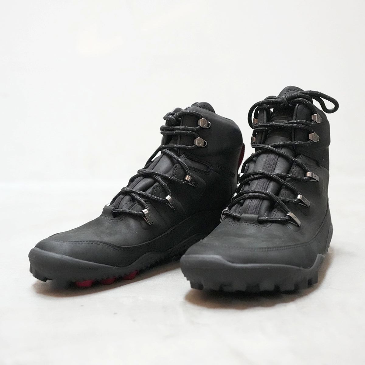 【VIVOBAREFOOT】ヴィヴォ ベアフット women's Tracker Winter Ⅲ SG "Obsidian"
