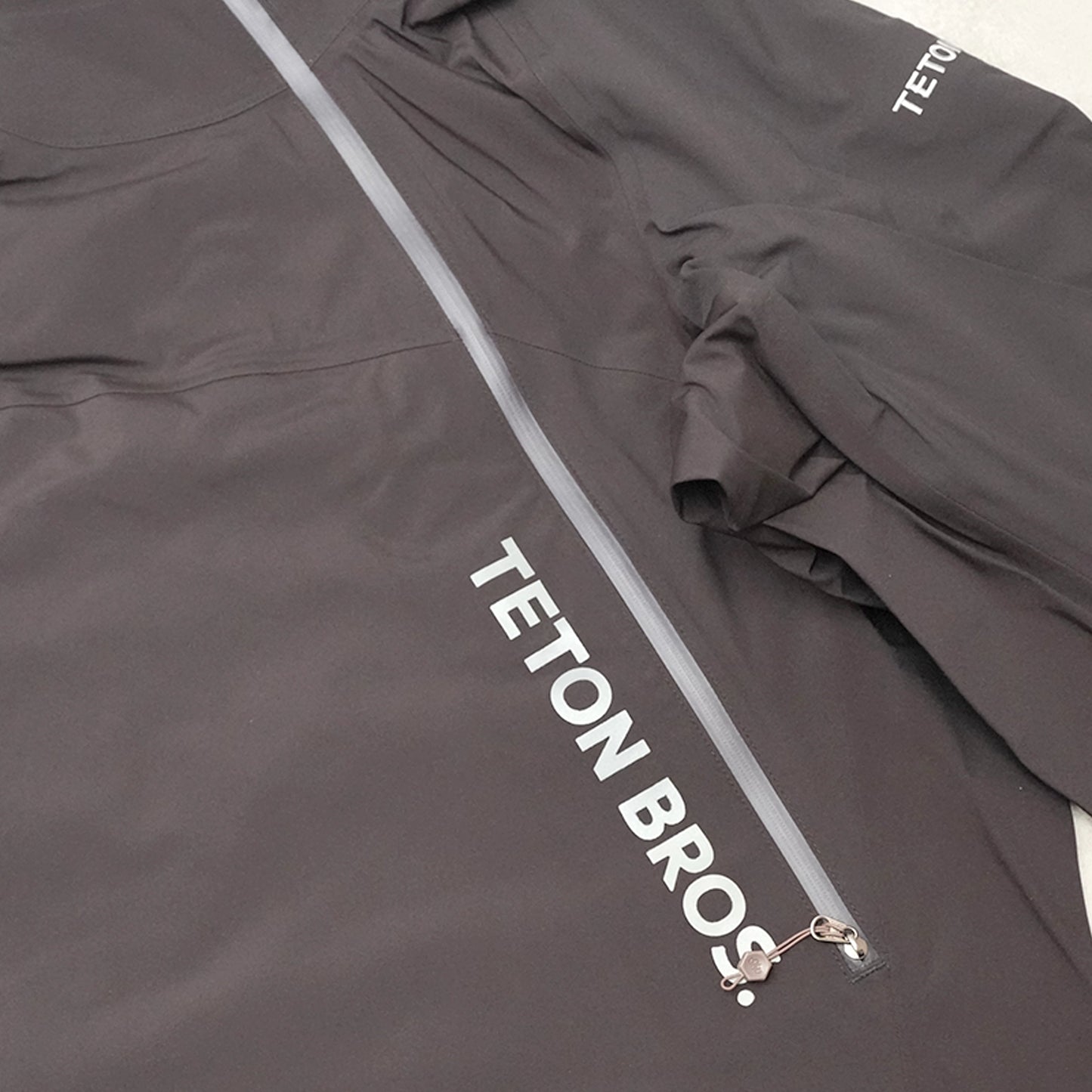 【Teton Bros】ティートンブロス unisex Tsurugi Jacket "2Color"