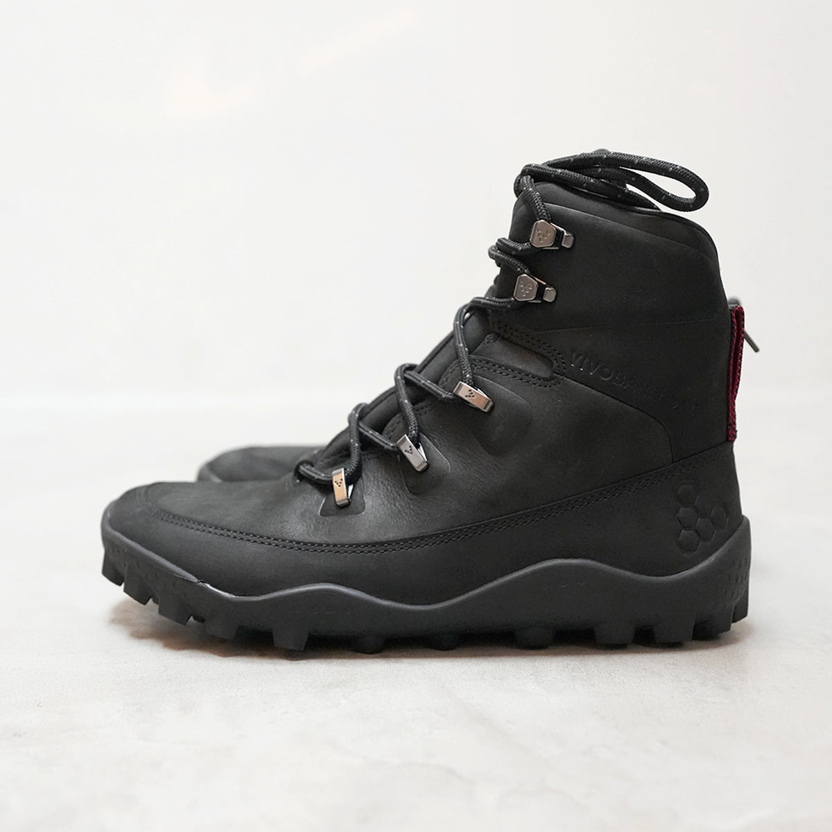 【VIVOBAREFOOT】ヴィヴォ ベアフット women's Tracker Winter Ⅲ SG "Obsidian"