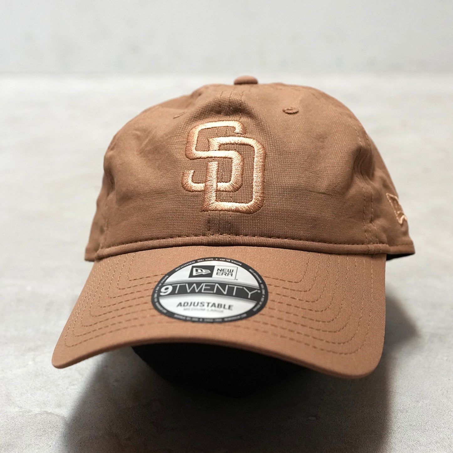 【NEW ERA OUTDOOR】ニューエラアウトドア 9TWENTY Velcro Strap Tech Air "3Color"