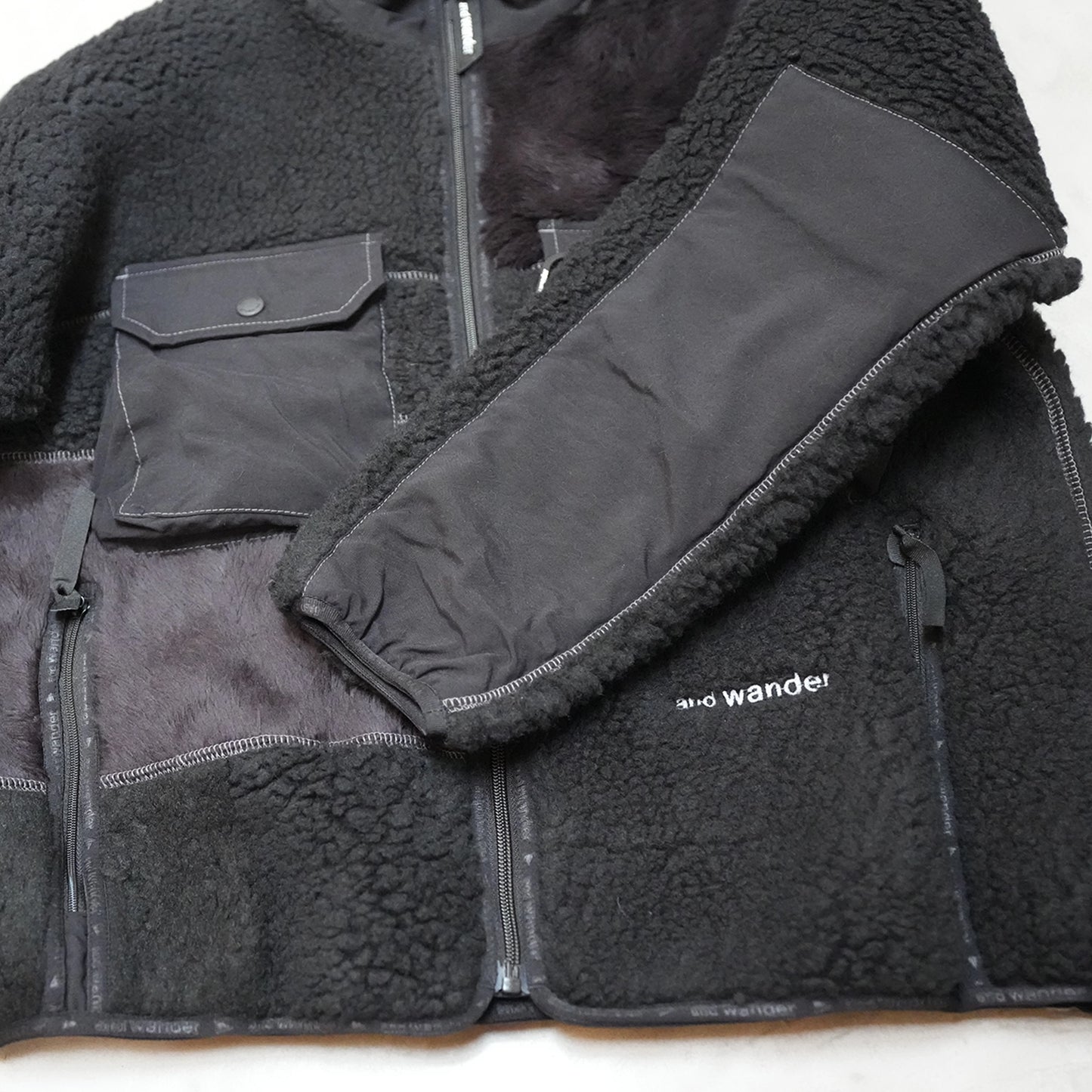 【and wander】アンドワンダー women's Mix boa jacket "2Color"