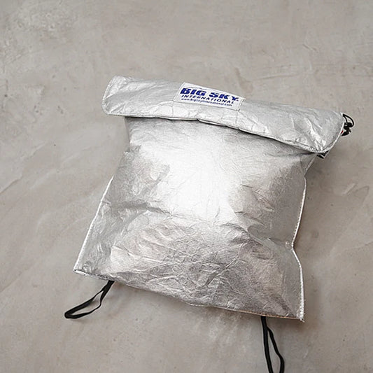 【BIG SKY】ビッグスカイ Insulated Pouch Medium "Silver" ※ネコポス可