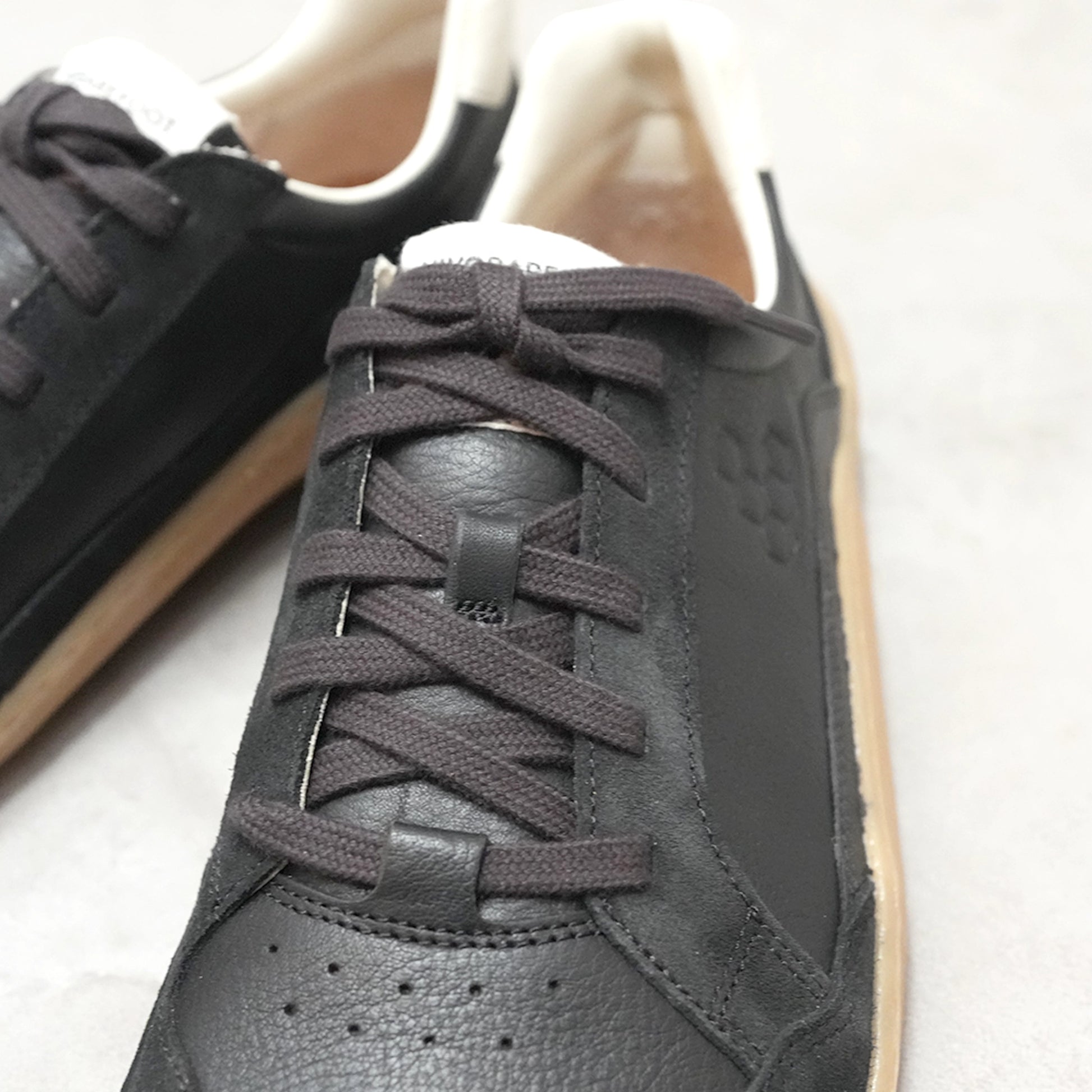 VIVOBAREFOOT ヴィヴォ ベアフット Gobi Ⅱ Sneaker Premium Leather VIVOBAREFOOT ヴィヴォ ベアフット Gobi Ⅱ Sneaker Premium Leather