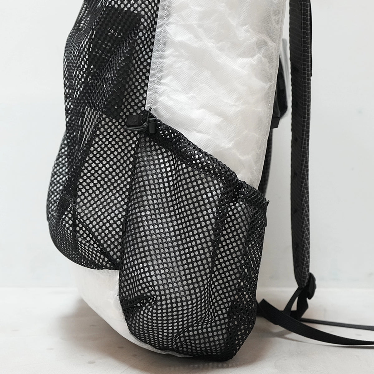 【Trail Bum】トレイルバム Fab Aluula "Translucent White"
