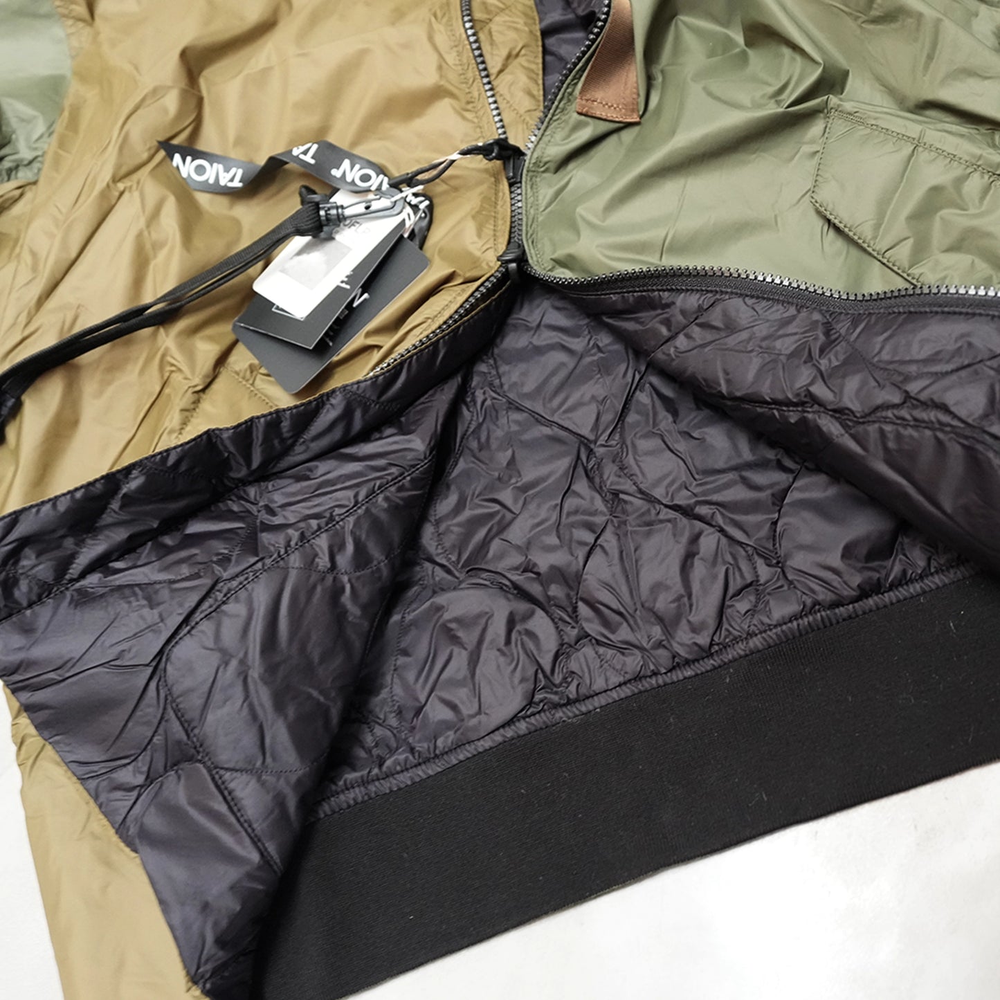 【TAION】タイオン unisex Japan Special Reversible MA-1 Down Jacket "Crzy Olive×Black"