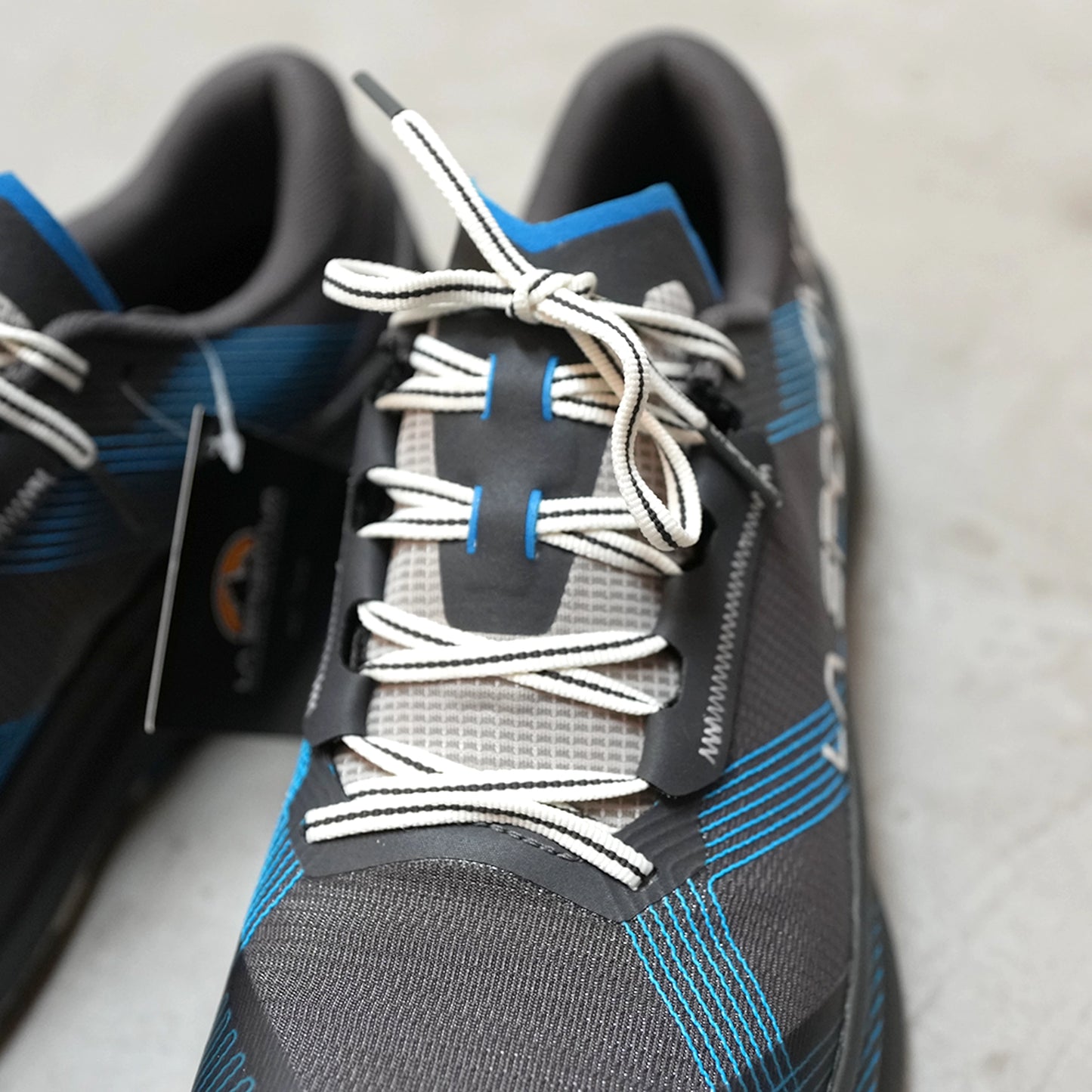 【LA SPORTIVA】ラ・スポルティバ Prodigio Max ”Gray×Chalk"