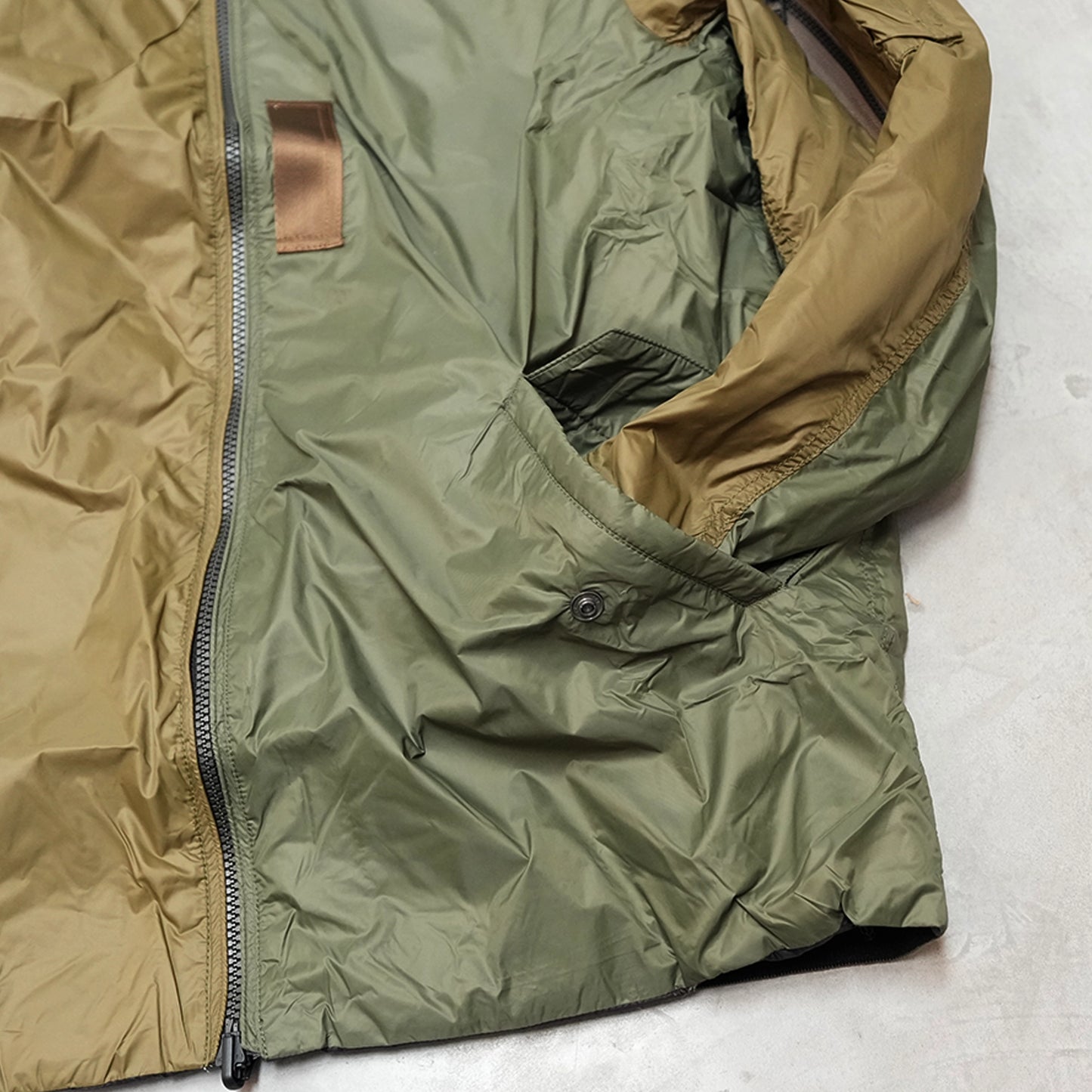 【TAION】タイオン unisex Japan Special Reversible MA-1 Down Jacket "Crzy Olive×Black"