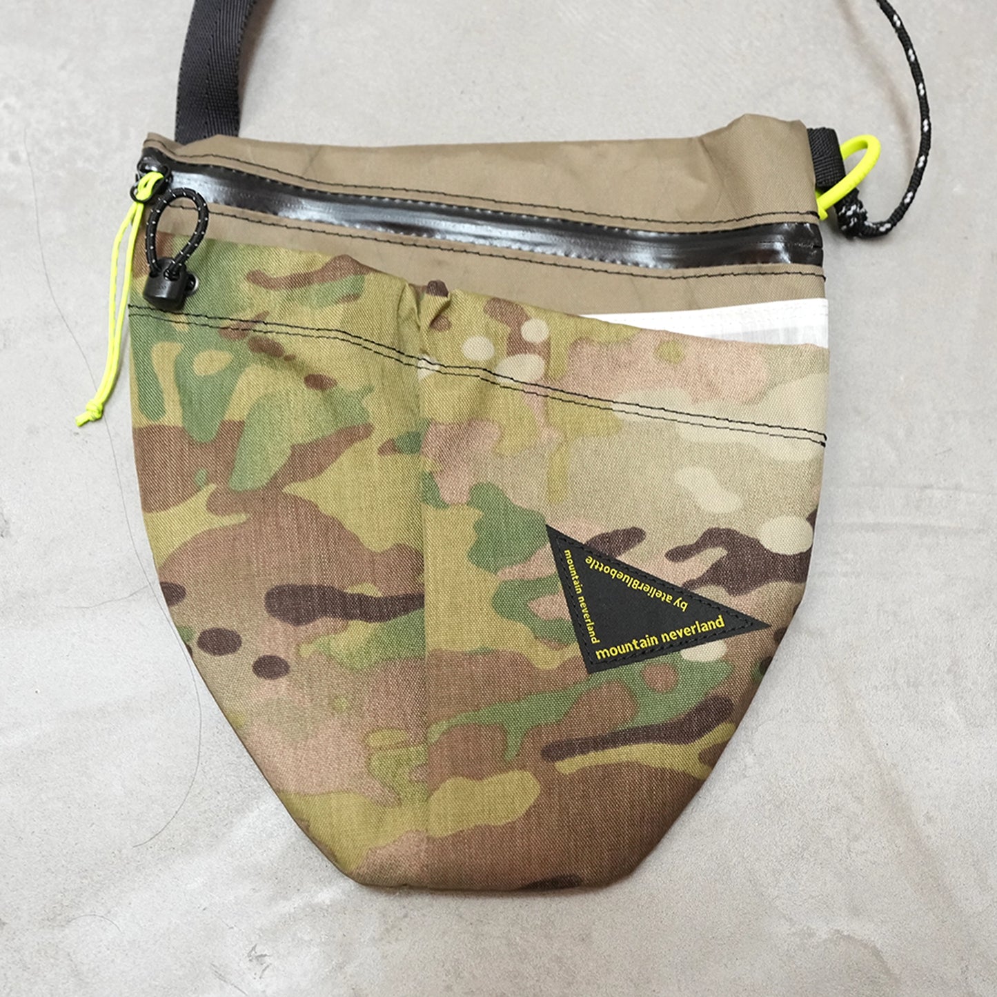 【atelier Blue bottle】アトリエブルーボトル Hiker's SACOCHE05 Yosemite 別注カラー ”Multi Camo” ※ネコポス可