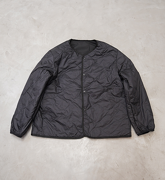 nanamica ナナミカ Reversible Down Cardigan – Yosemite nanamica ナナミカ Reversible Down Cardigan – Yosemite