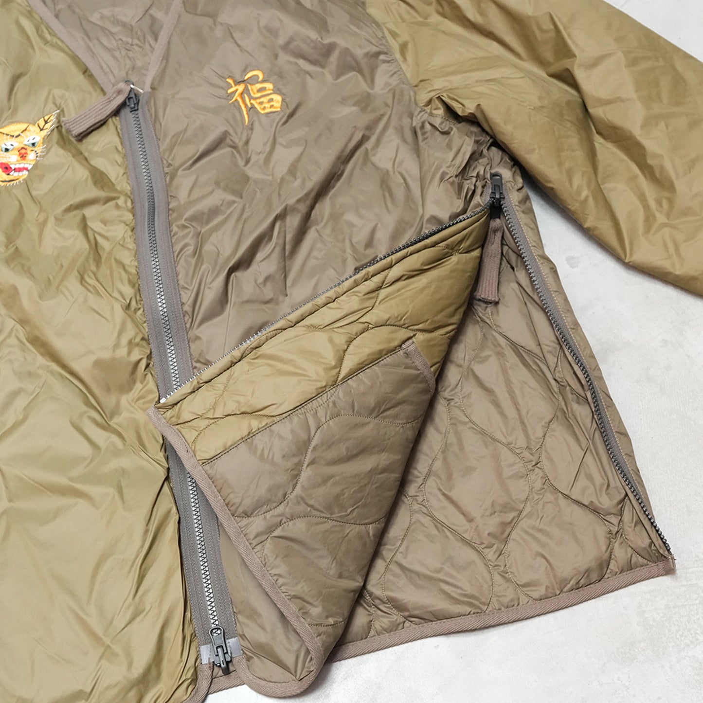 【TAION】タイオン unisex Japan Special Reversible Vetjan Down Jacket "2Color"