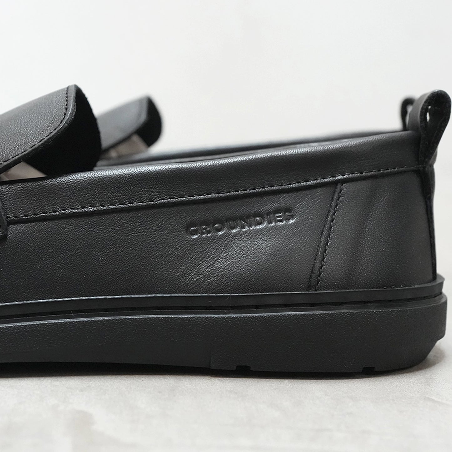 【GROUNDIES】 グラウンディーズ unisex Brisbane "Black"