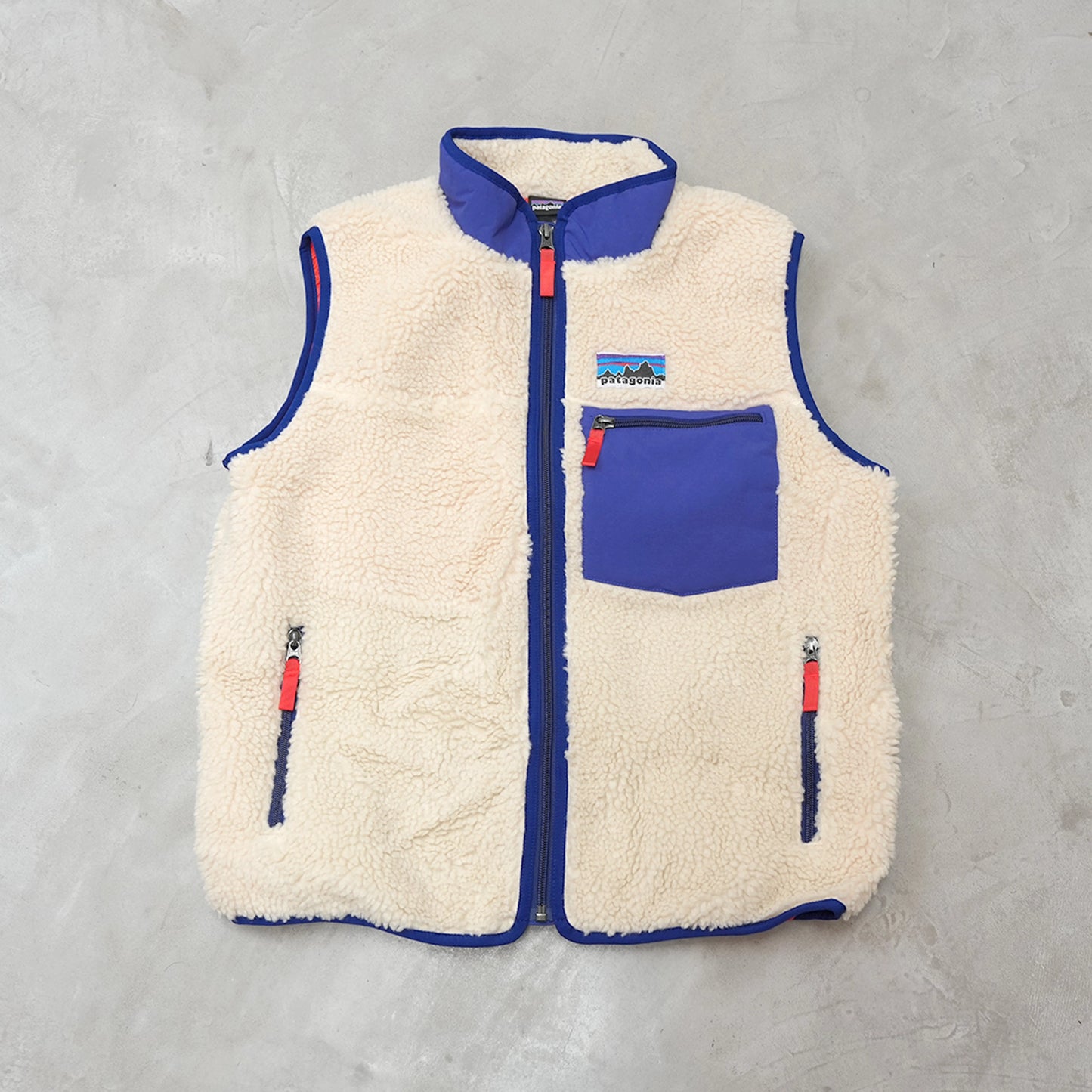 【patagonia】パタゴニア Kids Retro-X Vest "2Color"