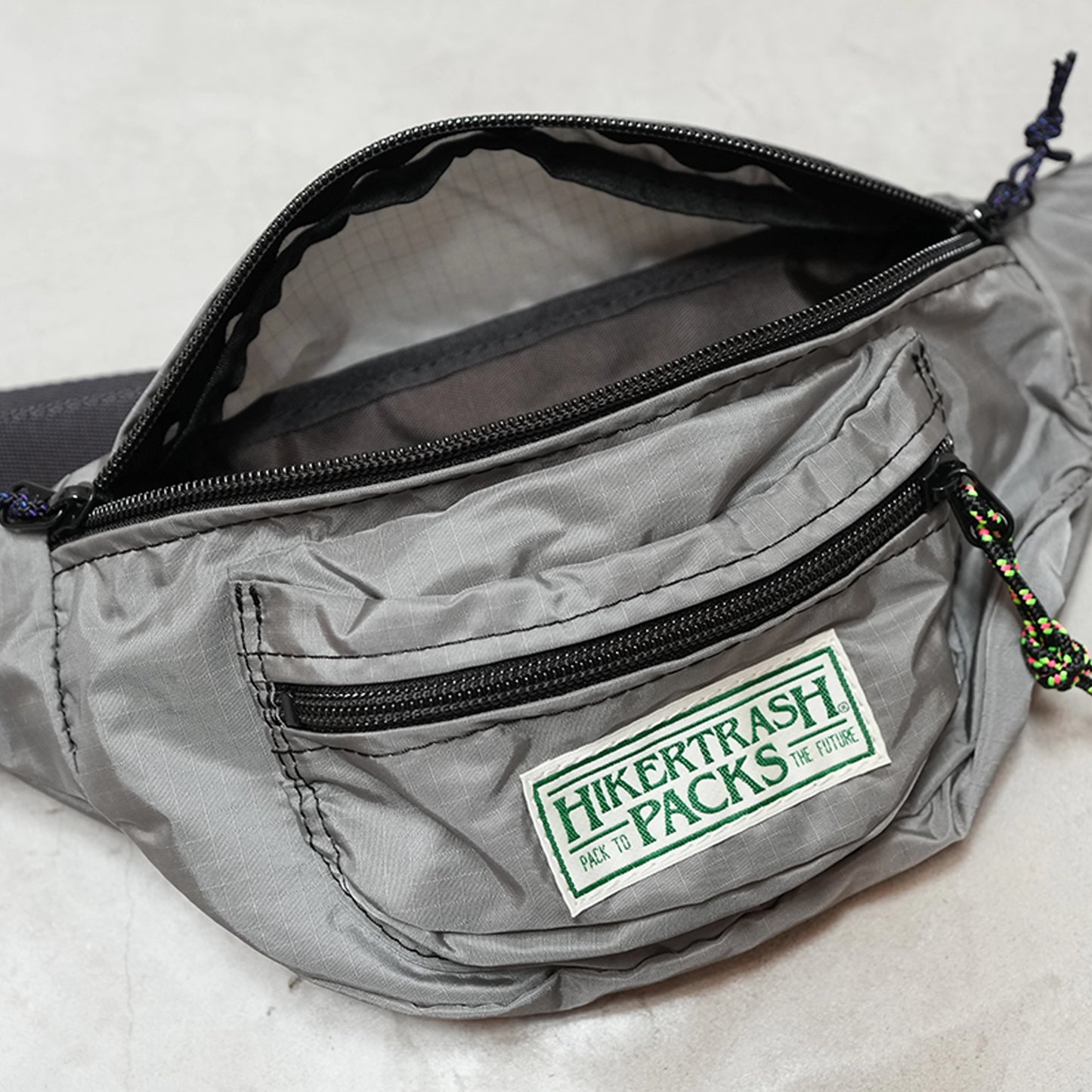 【HIKER TRASH】ハイカートラッシュ Pack To The Future "3Color"