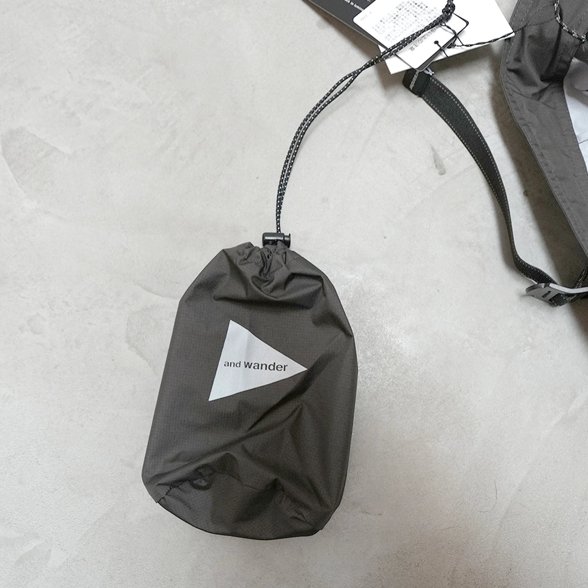 【and wander】アンドワンダー rain wrap skirt "Charcoal"