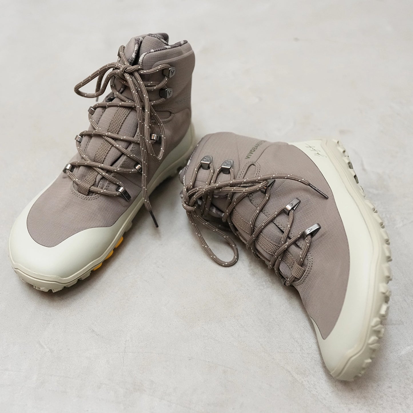 【VIVOBAREFOOT】ヴィヴォ ベアフット women's Tracker Textile AT Ⅱ JJF "Shadow Green"