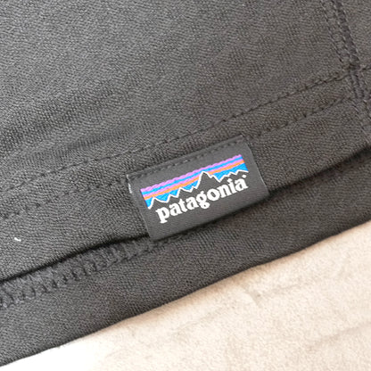 【patagonia】パタゴニア Kids Capilene Midweight  Crew "2Color" ※ネコポス可