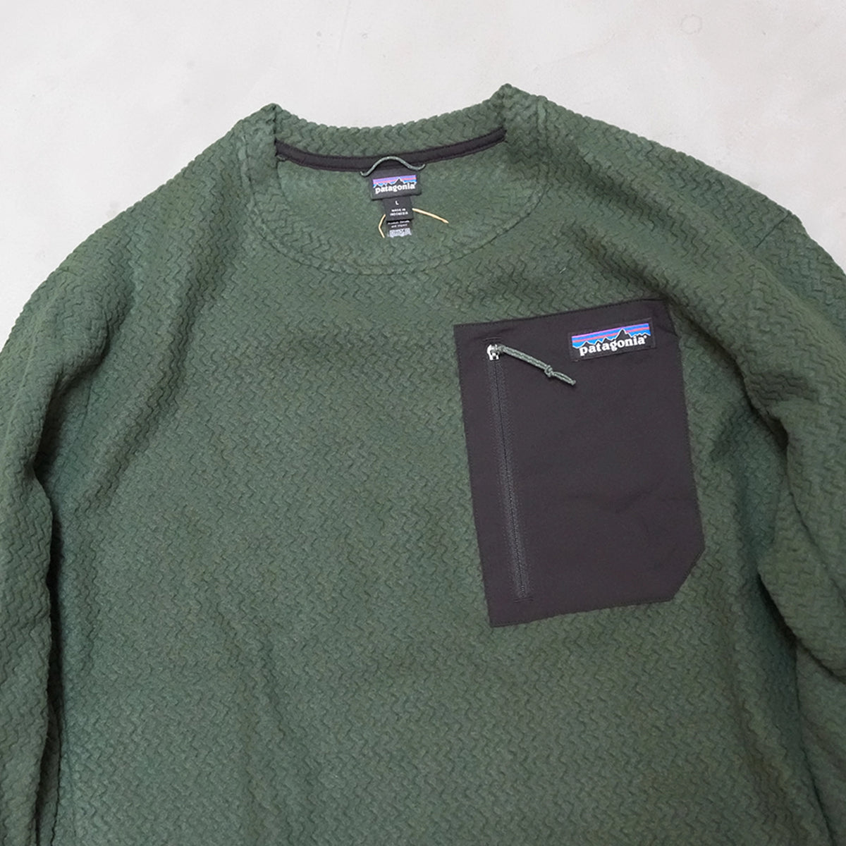 【patagonia】パタゴニア men's R1 Air Crew "3Color"
