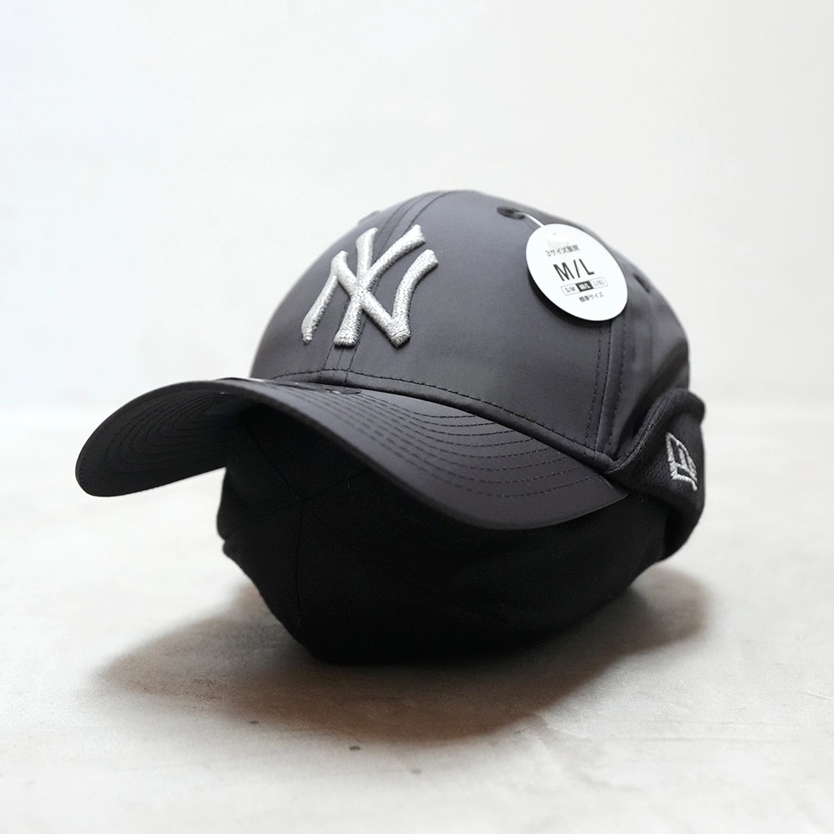 【NEW ERA OUTDOOR】ニューエラアウトドア 39THIRTY Flip Down Warm Gear Octa New York Yankees "Black"