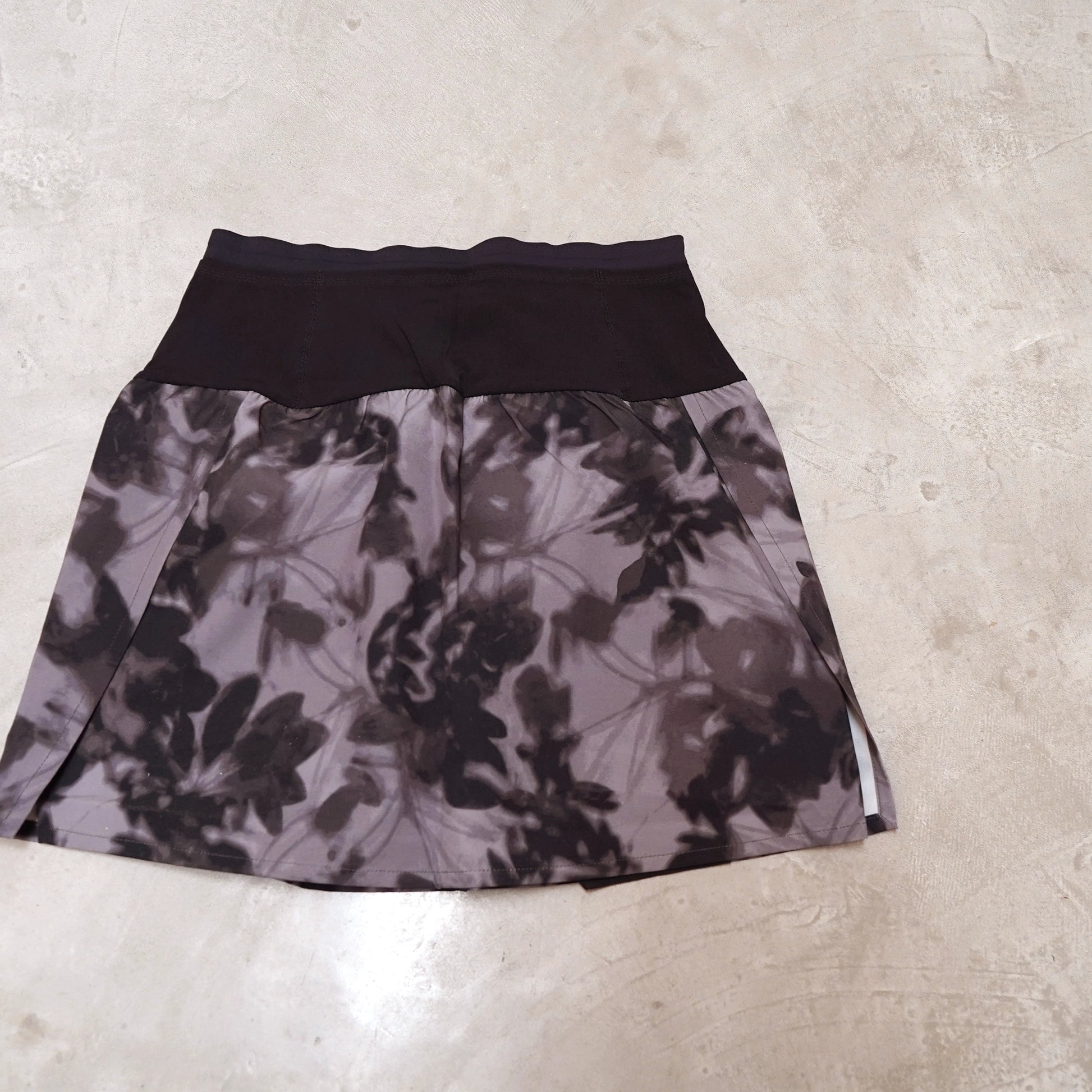 THE NORTH FACE ザノースフェイス Enduris Racing Skirt – Yosemite THE NORTH FACE ザノースフェイス Enduris Racing Skirt – Yosemite