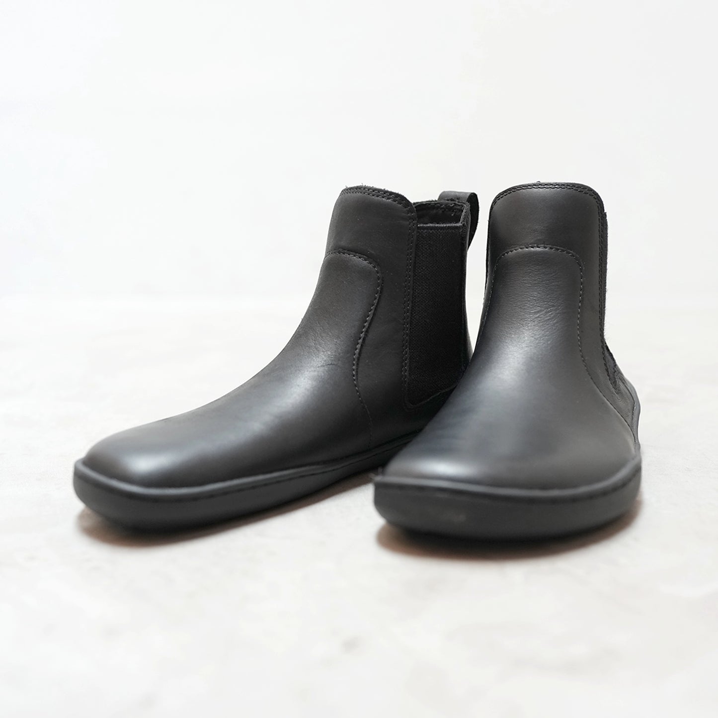 ビボベアフット サイドゴアブーツ センサスチェルシー ブラック VIVOBAREFOOT ヴィヴォ ベアフット Sensus Chelsea – Yosemite