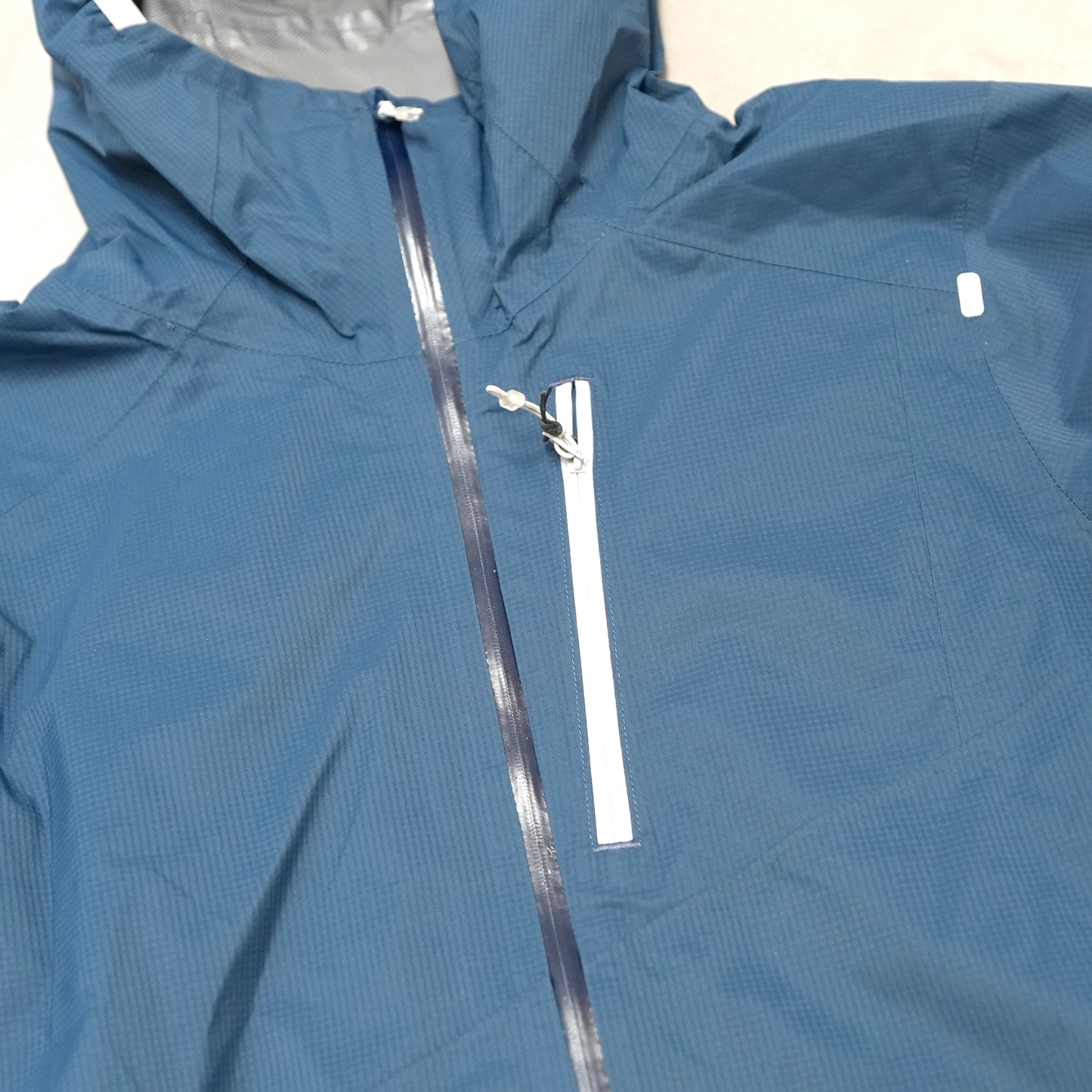 【Rab】ラブ women's Downpour Trail Light Jacket "2Color"