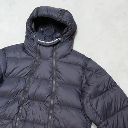【Mountain Research】マウンテンリサーチ 4 Zips Down Parka "Black"
