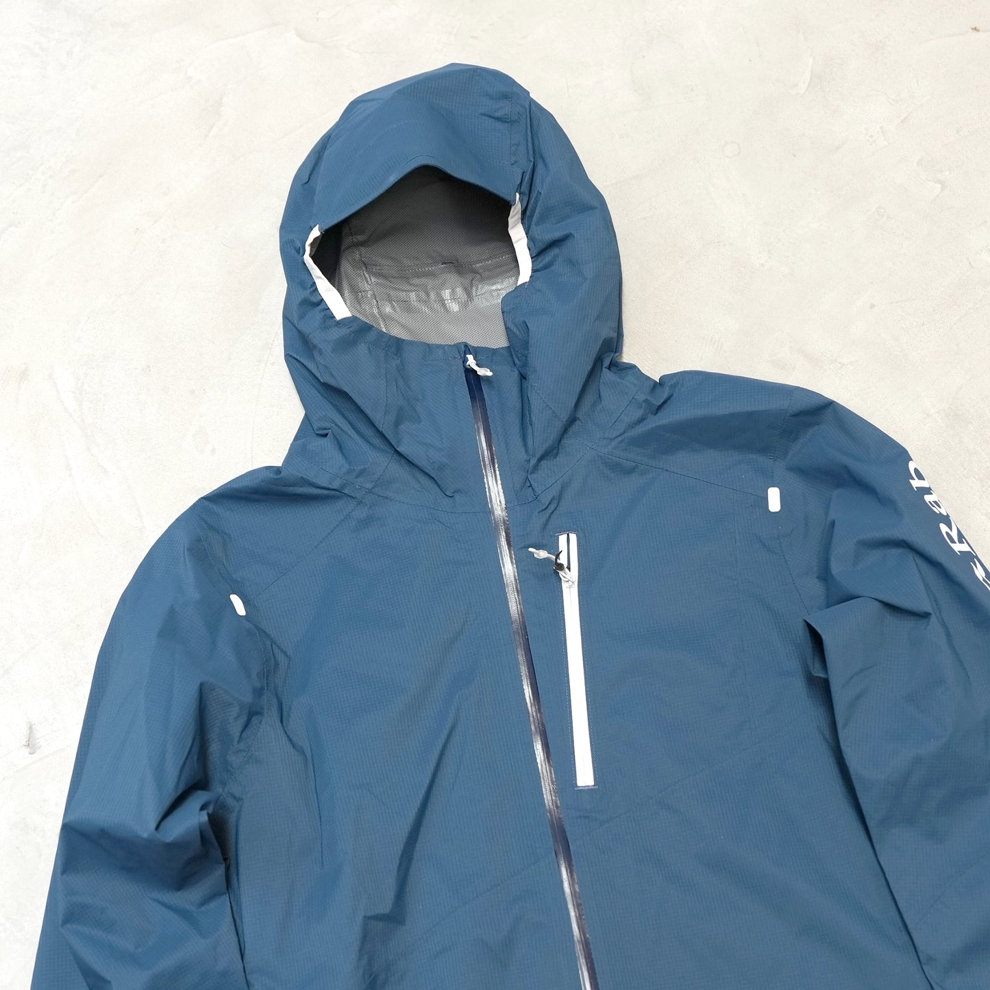 【Rab】ラブ women's Downpour Trail Light Jacket "2Color"
