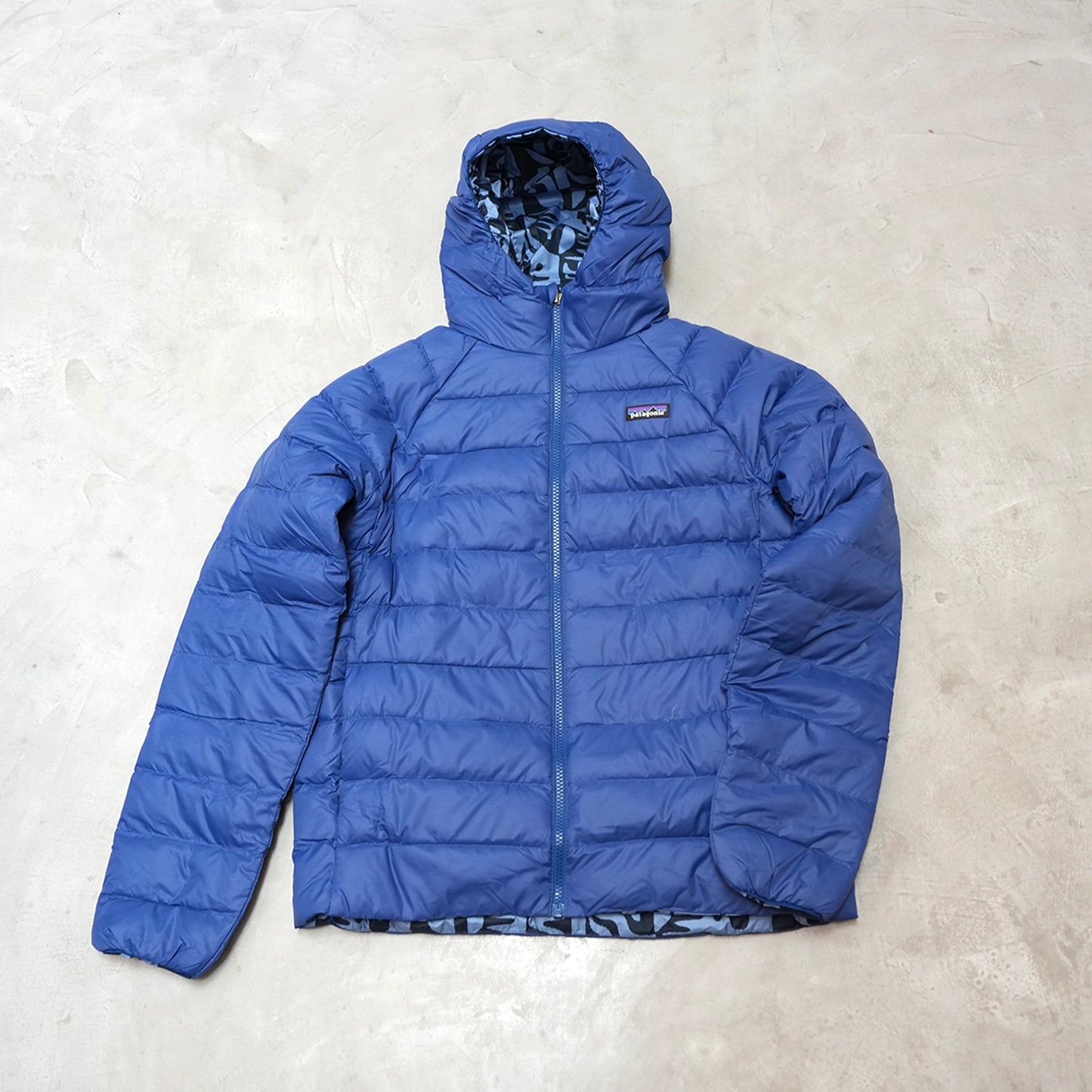 【patagonia】パタゴニア Kids Reversible Down Sweater Hoody "2Color"