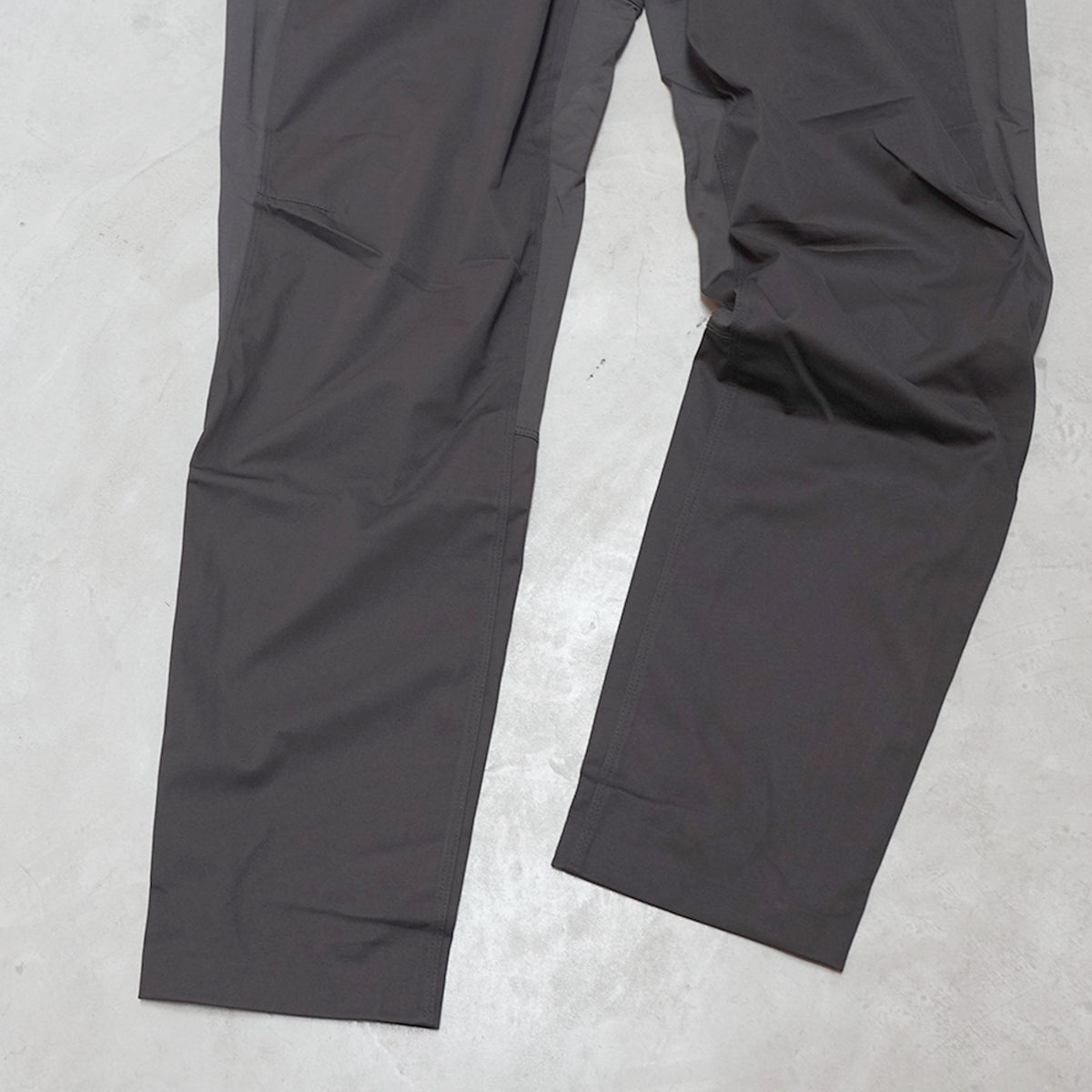 【patagonia】 パタゴニア men's Wind Shield Pants "Black"