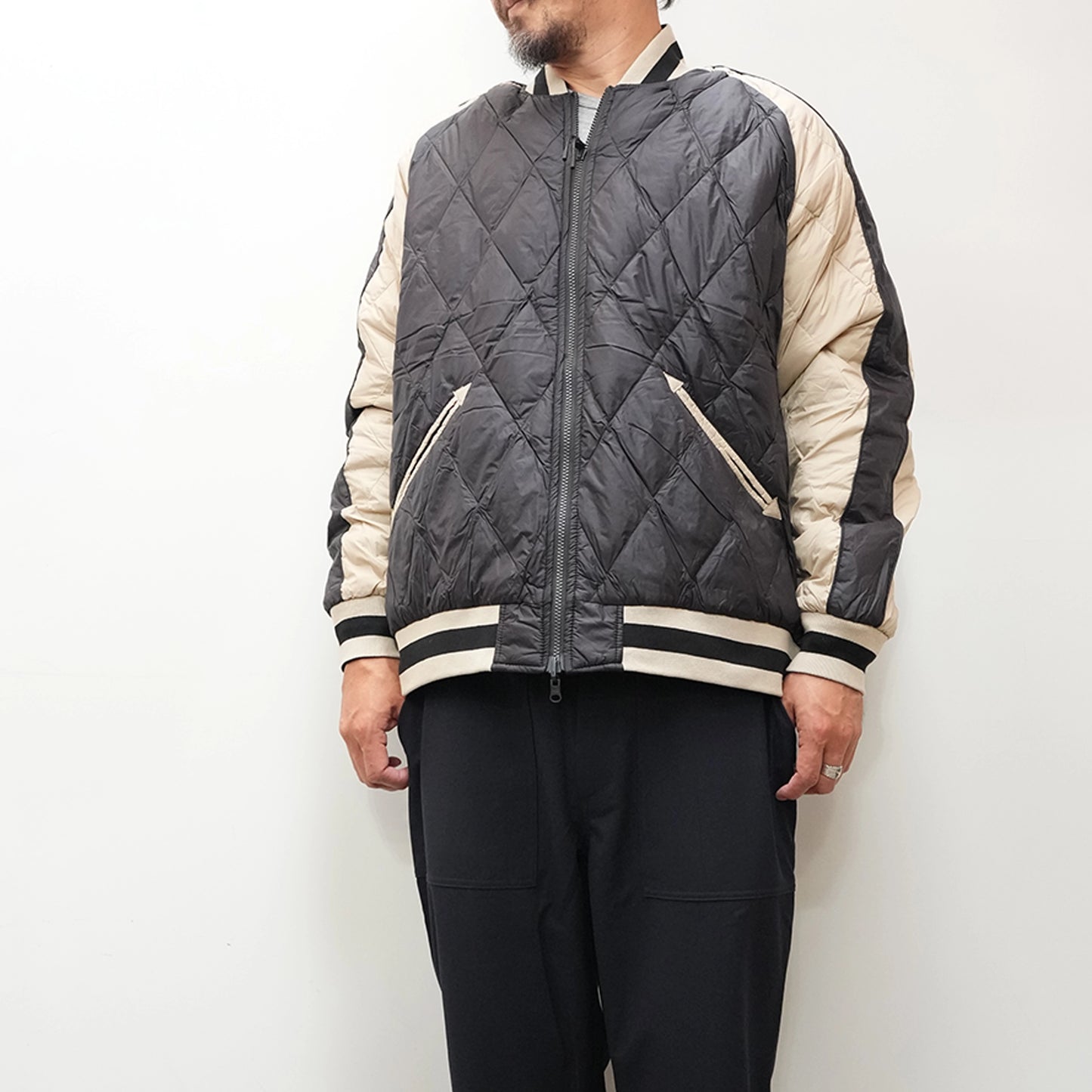 【TAION】タイオン unisex Japan Special Reversible Sukajan Down Jacket "Black×Silver×Beige"