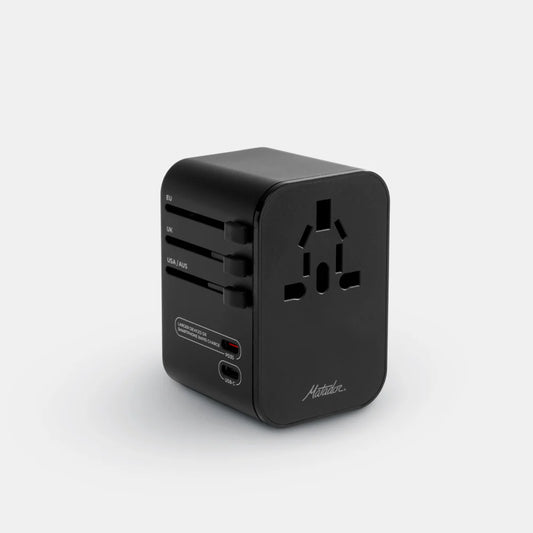 【Matador】マタドール Global Travel Adapter "Black"